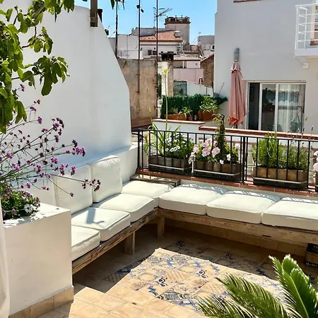 Huge Whole House Old Town Holiday home Sitges